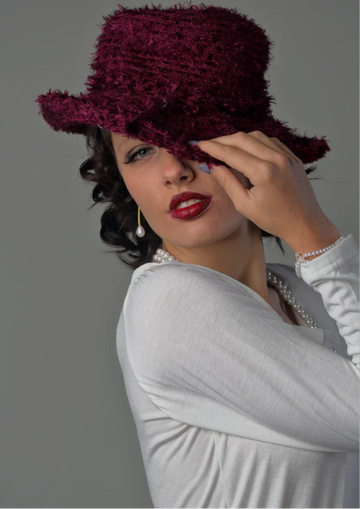 THE COMPLETE GUIDE TO WOMEN'S BEAUTY